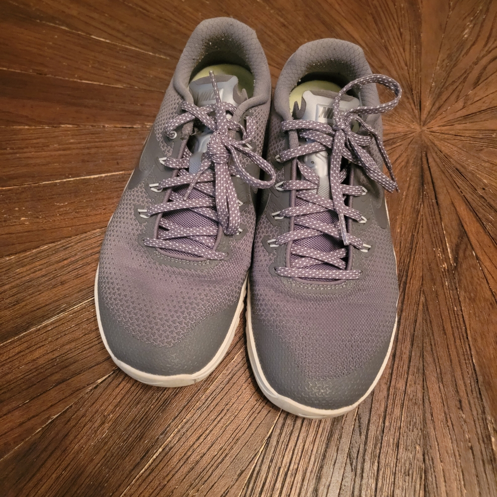 Nike Women's Sneakers in Purple and Gray